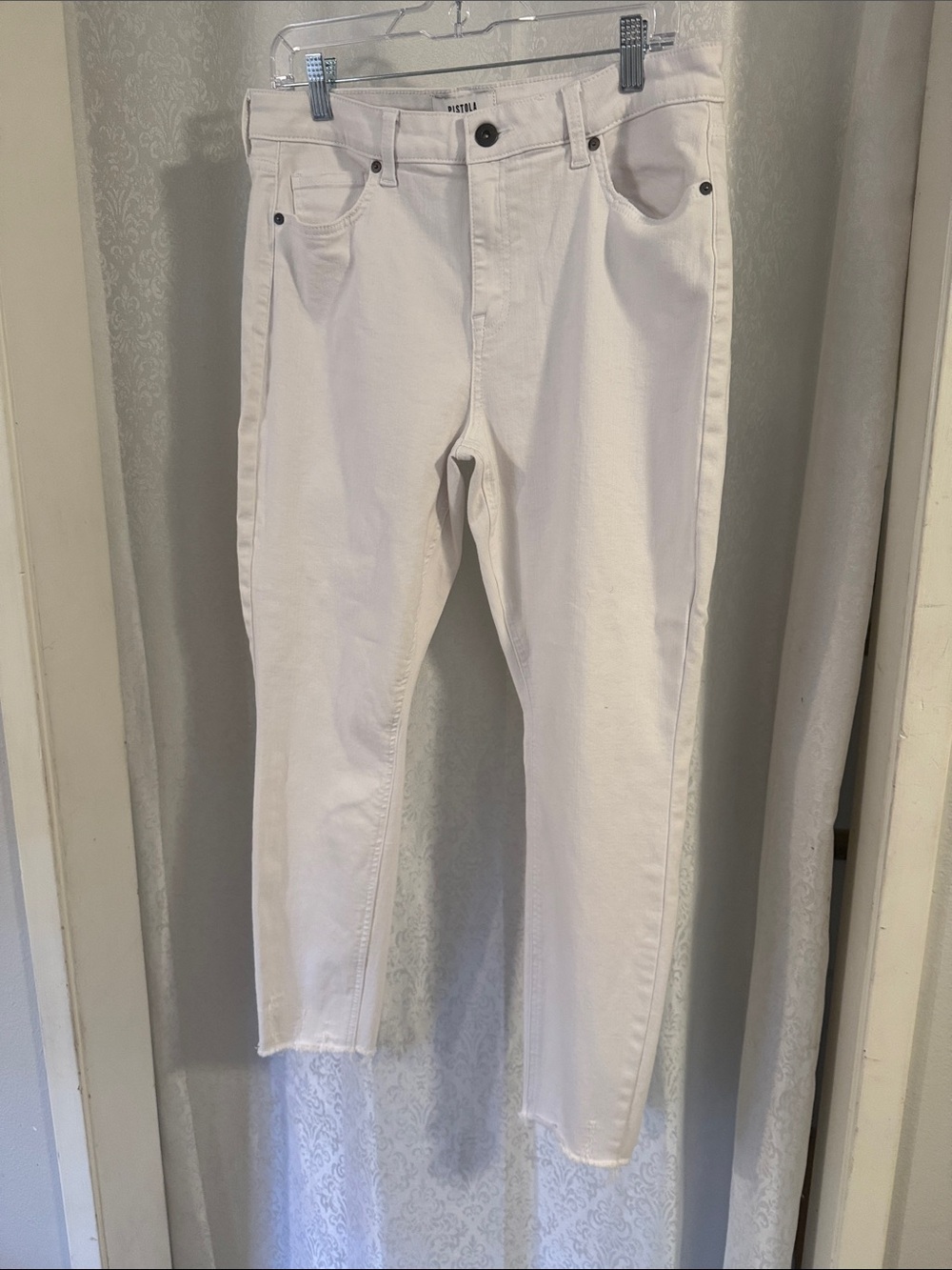 PISTOLA White STRETCH Jeans - SZ: 32”/12